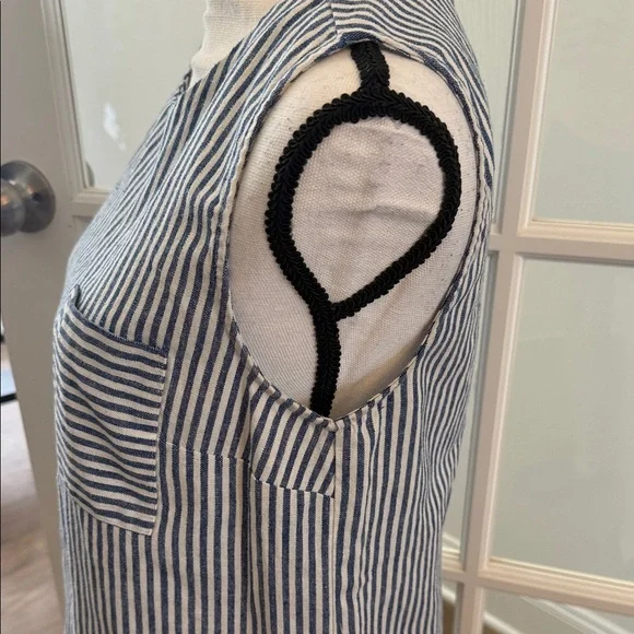J. Crew Striped Sleeveless Top with Pocket, Size 6 - Picture 3 of 8